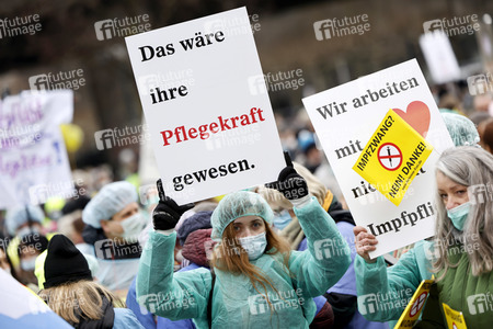 Coronademo in Düsseldorf