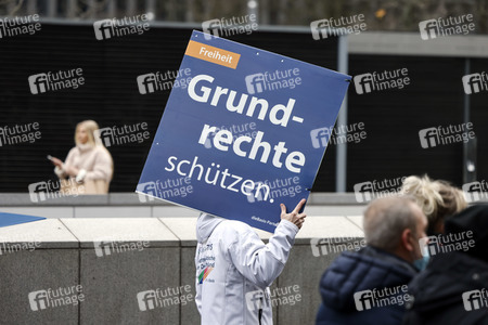 Coronademo in Düsseldorf