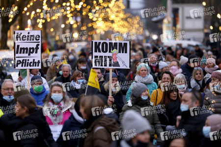 Coronademo in Düsseldorf