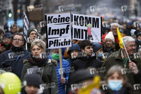 Coronademo in Düsseldorf