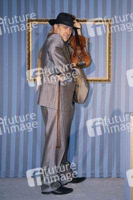 Theatervorstellung 'Das Ei ist hart! Ein Loriot-Abend' in Dresden