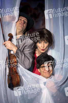 Theatervorstellung 'Das Ei ist hart! Ein Loriot-Abend' in Dresden