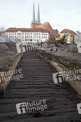 Fototermin mit Klaus Lederer auf der Grabung Molkenmarkt in Berlin