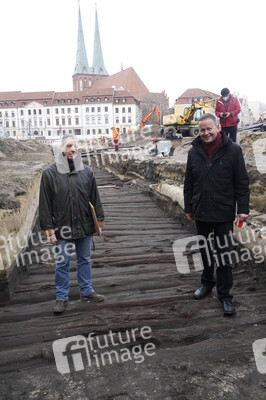 Fototermin mit Klaus Lederer auf der Grabung Molkenmarkt in Berlin