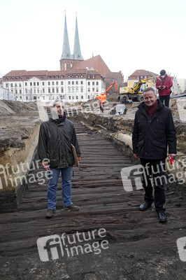 Fototermin mit Klaus Lederer auf der Grabung Molkenmarkt in Berlin