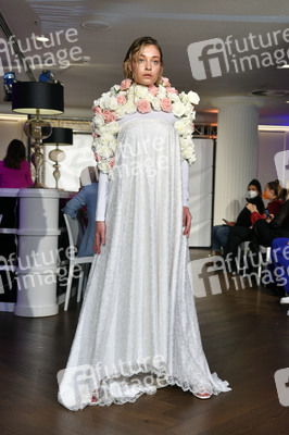 NeChia und MauMar Fashion Show auf der Frankfurt Fashion Week Herbst/Winter 2022