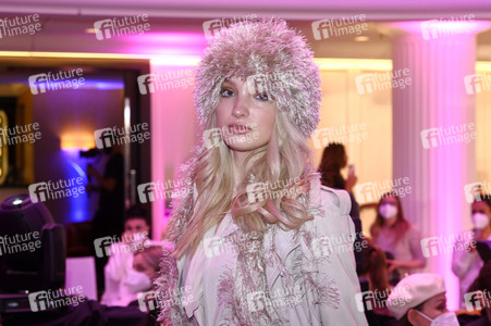 NeChia und MauMar Fashion Show auf der Frankfurt Fashion Week Herbst/Winter 2022