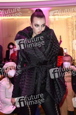 NeChia und MauMar Fashion Show auf der Frankfurt Fashion Week Herbst/Winter 2022