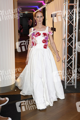 NeChia und MauMar Fashion Show auf der Frankfurt Fashion Week Herbst/Winter 2022