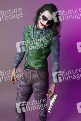 GEEK ART: Joker meets Riddler Bodypainting