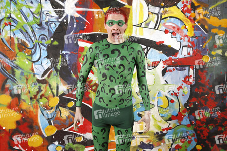 GEEK ART: Joker meets Riddler Bodypainting