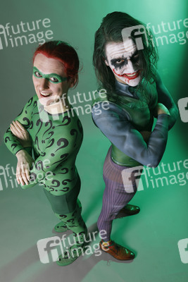 GEEK ART: Joker meets Riddler Bodypainting