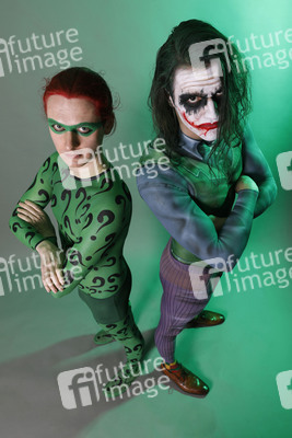 GEEK ART: Joker meets Riddler Bodypainting