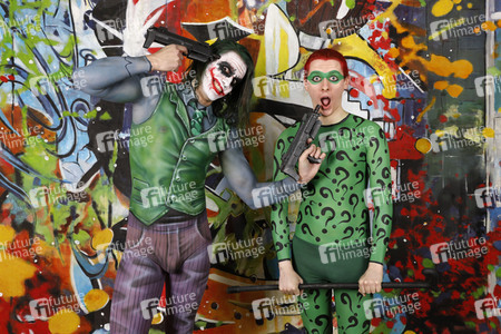 GEEK ART: Joker meets Riddler Bodypainting