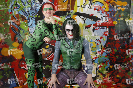 GEEK ART: Joker meets Riddler Bodypainting
