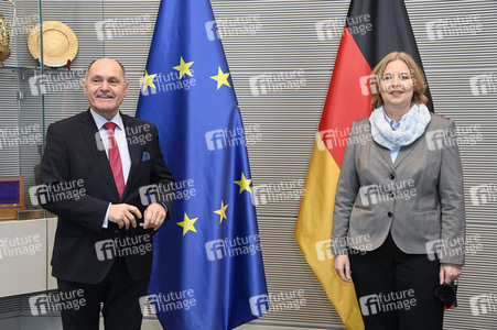 Besuch von Wolfgang Sobotka in Berlin