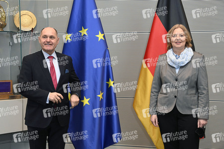 Besuch von Wolfgang Sobotka in Berlin