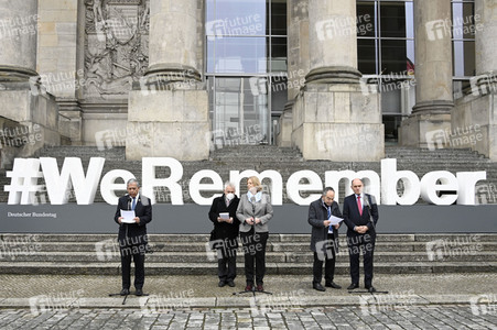 Pressestatements von Wolfgang Sobotka, Mickey Levy und Bärbel Bas in Berlin