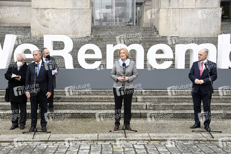 Pressestatements von Wolfgang Sobotka, Mickey Levy und Bärbel Bas in Berlin