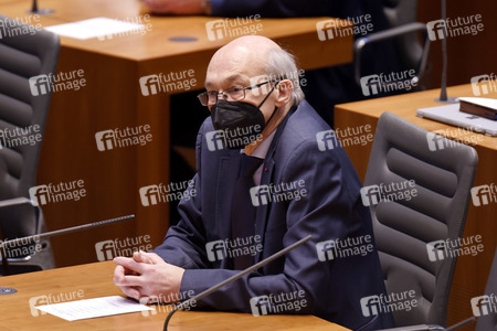 Gedenkstunde zum Tag des Gedenkens an die Opfer des Nationalsozialismus in Düsseldorf