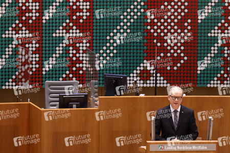 Gedenkstunde zum Tag des Gedenkens an die Opfer des Nationalsozialismus in Düsseldorf