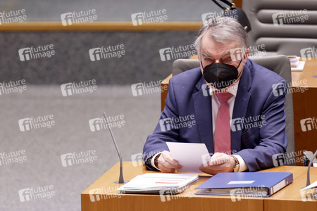 Gedenkstunde zum Tag des Gedenkens an die Opfer des Nationalsozialismus in Düsseldorf