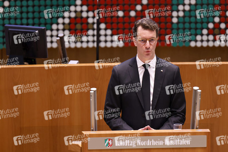 Gedenkstunde zum Tag des Gedenkens an die Opfer des Nationalsozialismus in Düsseldorf