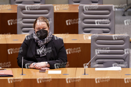 Gedenkstunde zum Tag des Gedenkens an die Opfer des Nationalsozialismus in Düsseldorf