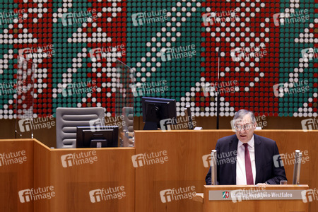 Gedenkstunde zum Tag des Gedenkens an die Opfer des Nationalsozialismus in Düsseldorf