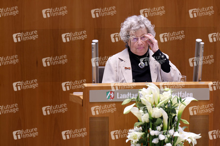 Gedenkstunde zum Tag des Gedenkens an die Opfer des Nationalsozialismus in Düsseldorf