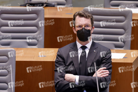 Gedenkstunde zum Tag des Gedenkens an die Opfer des Nationalsozialismus in Düsseldorf