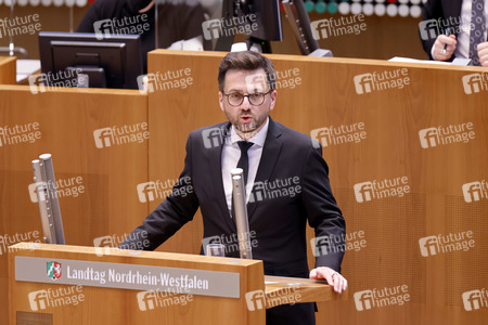 Gedenkstunde zum Tag des Gedenkens an die Opfer des Nationalsozialismus in Düsseldorf
