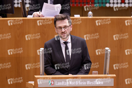 Gedenkstunde zum Tag des Gedenkens an die Opfer des Nationalsozialismus in Düsseldorf