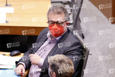 Gedenkstunde zum Tag des Gedenkens an die Opfer des Nationalsozialismus in Düsseldorf