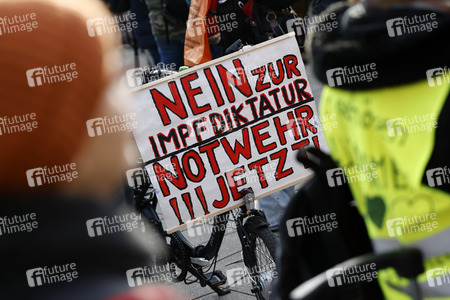 Coronademo in Düsseldorf