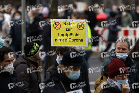 Coronademo in Düsseldorf