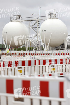 Eröffnung der Baustellte für eine Bio-Flüssiggas-Anlage in Köln