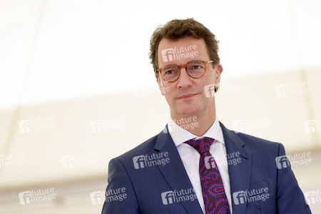 Eröffnung der Baustellte für eine Bio-Flüssiggas-Anlage in Köln