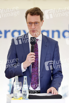 Eröffnung der Baustellte für eine Bio-Flüssiggas-Anlage in Köln