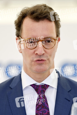 Eröffnung der Baustellte für eine Bio-Flüssiggas-Anlage in Köln