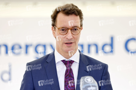 Eröffnung der Baustellte für eine Bio-Flüssiggas-Anlage in Köln