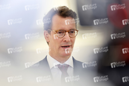 Eröffnung der Baustellte für eine Bio-Flüssiggas-Anlage in Köln