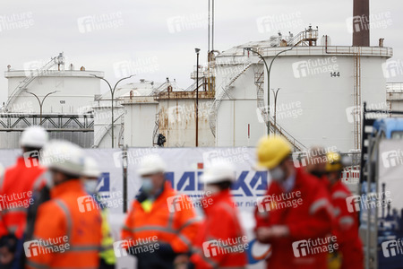 Eröffnung der Baustellte für eine Bio-Flüssiggas-Anlage in Köln