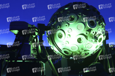 Premiere '20.000 Meilen unter dem Meer' in Hamburg