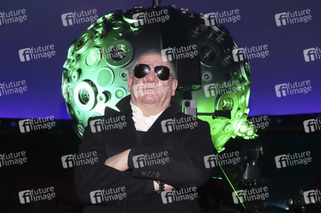 Premiere '20.000 Meilen unter dem Meer' in Hamburg