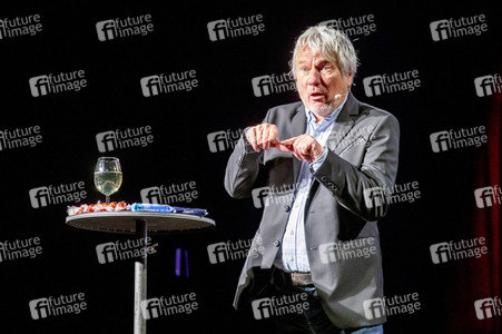 Auftritt von Jürgen Becker in Köln