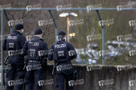 Sicherheitsmaßnahmen beim Drach Prozess in Köln