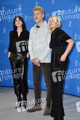Photocall 'Les passagers de la nuit', Berlinale 2022