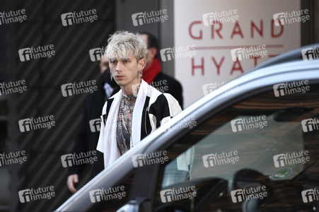 Machine Gun Kelly bei der Ankunft am Grand Hyatt Hotel, Berlinale 2022