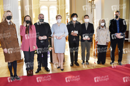Einzeichnung der Jury der 72. Internationalen Filmfestspiele in das Gästebuch von Berlin, Berlinale 2022